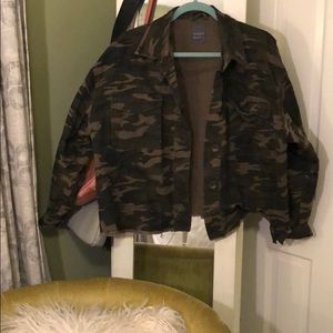 GREEN ARMY JACKET 🪐